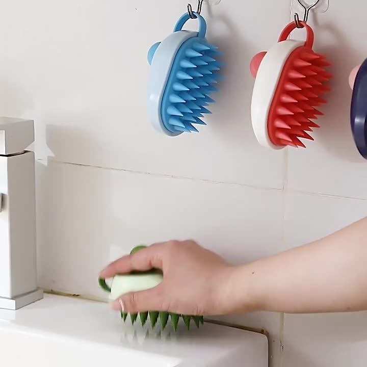 Transform Bath Time with Our Pet Soft Gel Bath Shampoo Massage Brush